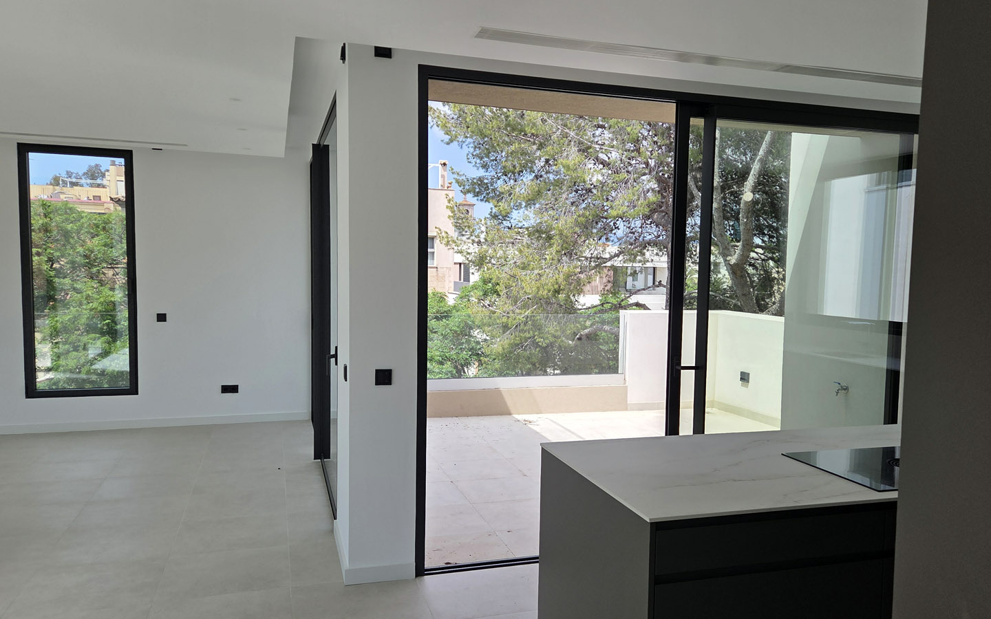 Luxury Apartments in Palma with Bellver Oaks 13 and Palmallorca
