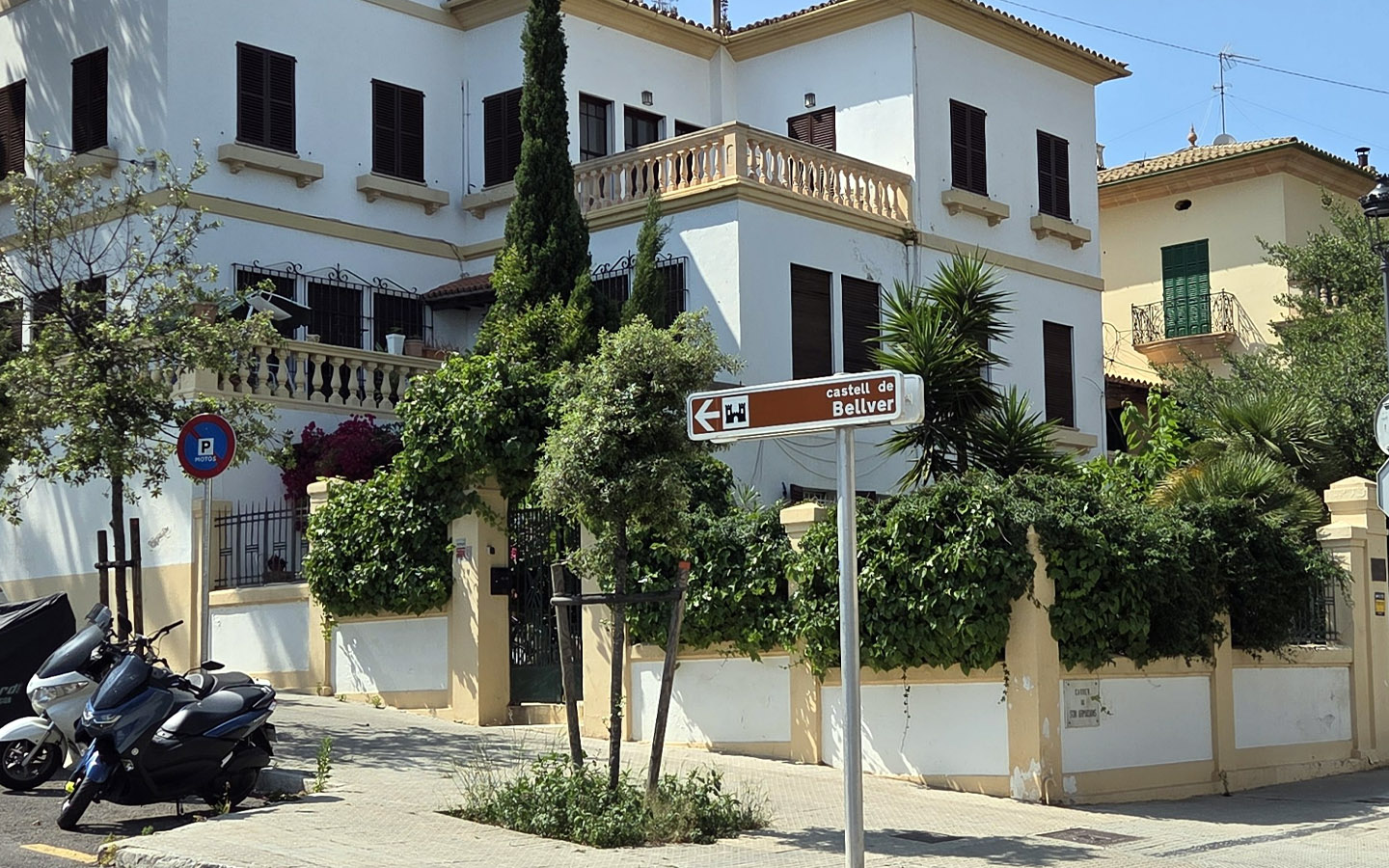 Palma Bellver Area and city and Luxury Apartments in Palma with Palmallorca Surrounding Bellver Luxury in Palma with Mallorca Homebase